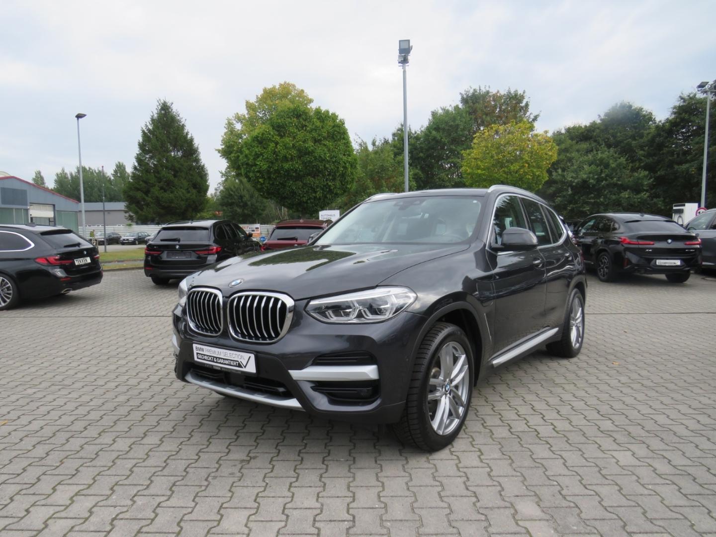 BMW X3 xdrive 30e X-Line HuD ACC HIFI AHK LED
