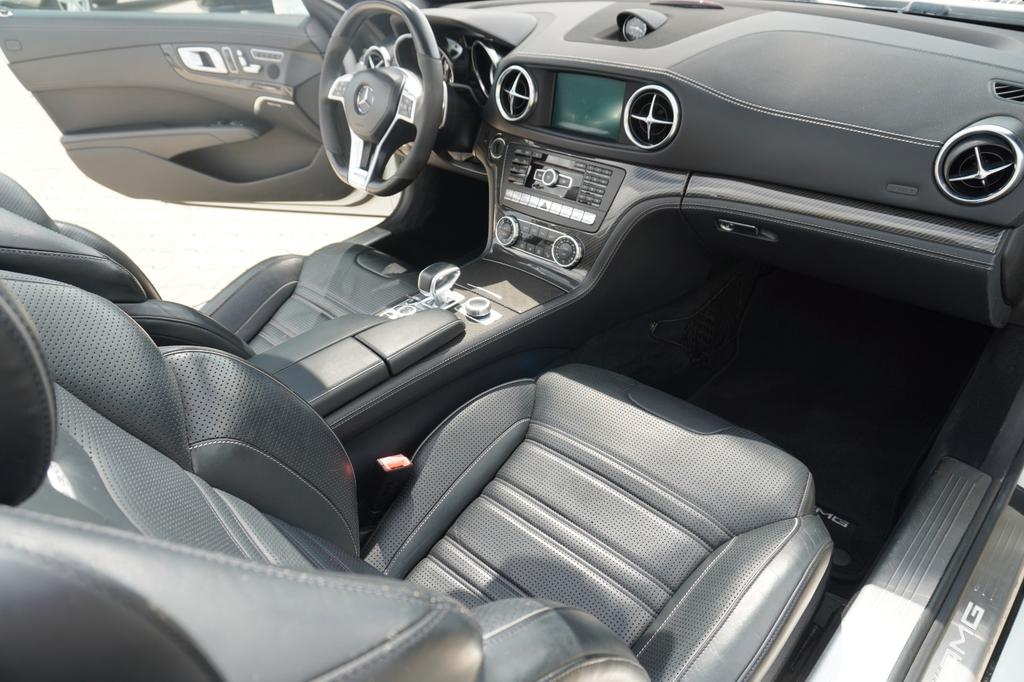 Mercedes-Benz SL 63 AMG