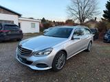Mercedes-Benz E 220 E T-Modell E 220 CDI BlueEfficiency - Mercedes-Benz E 220: Cdi T Modell