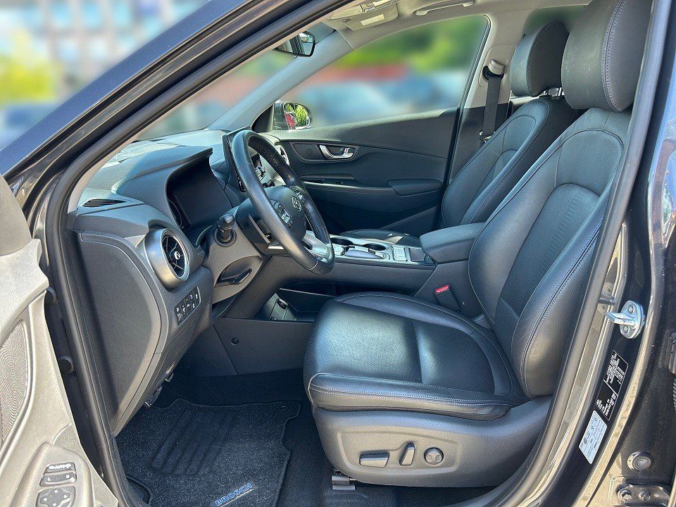 Fahrzeugabbildung Hyundai KONA EV 64kWh PRIME !VOLL! SCHIEBEDACH+LEDER+HUD