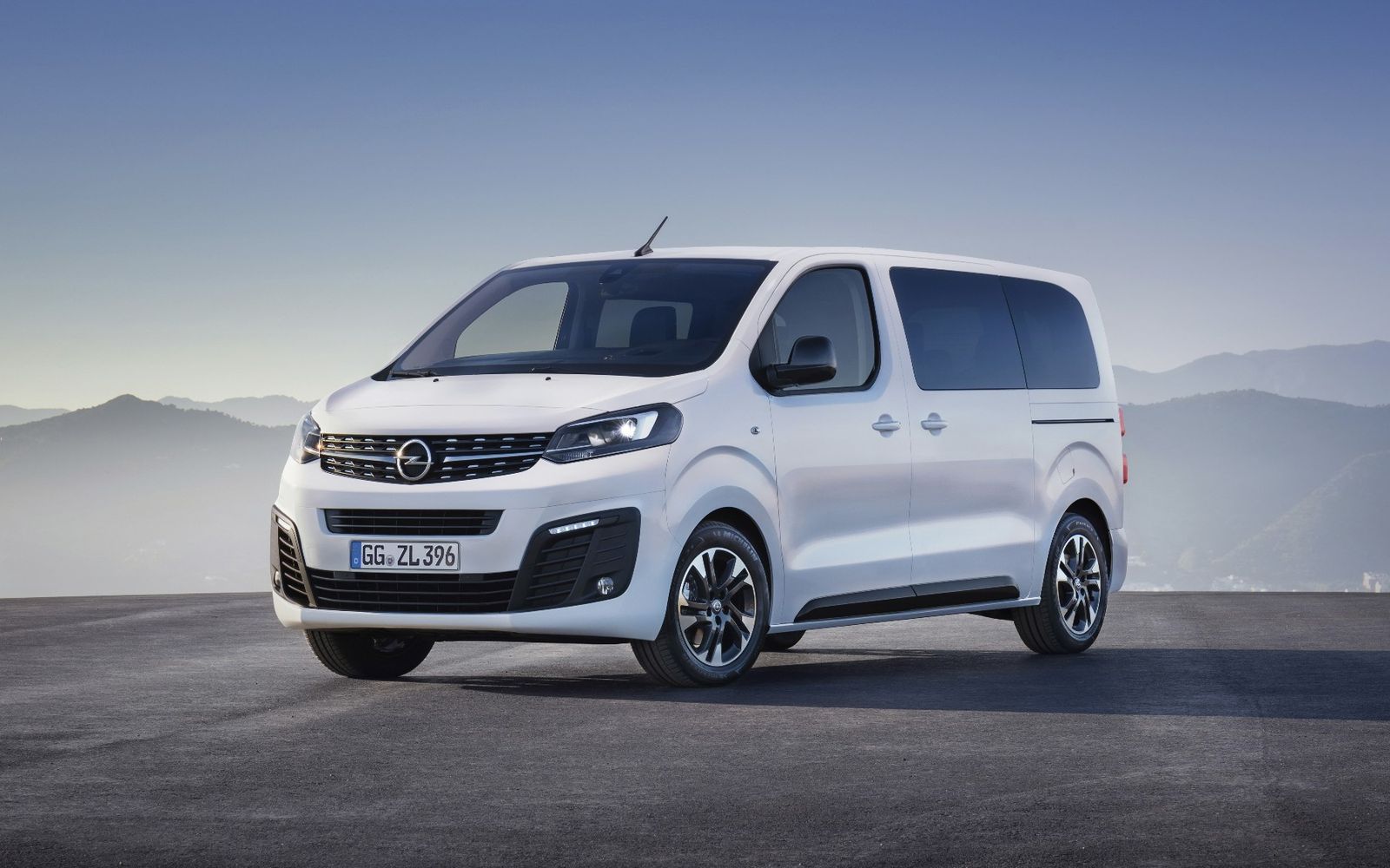Opel Zafira Edition AT 180PS +weitere