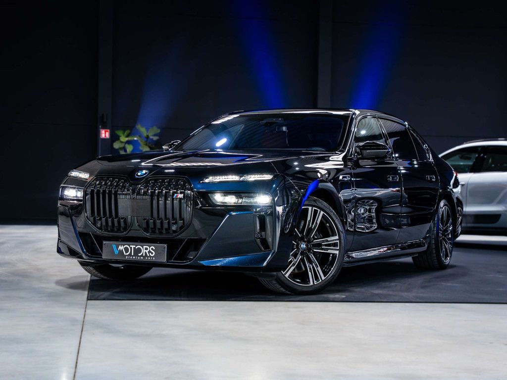 Image of BMW 760