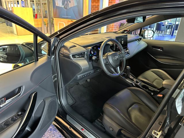 Toyota Corolla Touring Sports GR Sport Black Edition