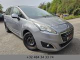 Peugeot 5008 1.6 Hdi*NAVI*PANORAMIC - Peugeot 5008 mit Diesel-Antrieb: Kleinbus, 1.6