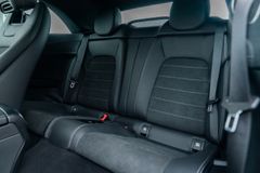 MERCEDES-BENZ C220d Cabrio/ AMG LINE/ BURMERSTER/ CARPLAY/LED MERCEDES-BENZ C220d Cabrio/ AMG LINE/ BURMERSTER/ CARPLAY/LED