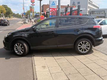 Toyota RAV 4 - 8