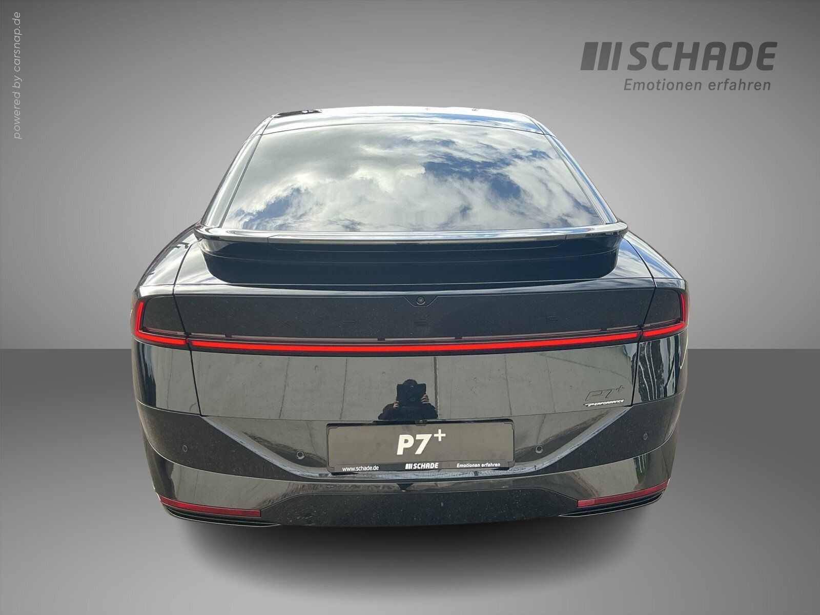 XPENG P7