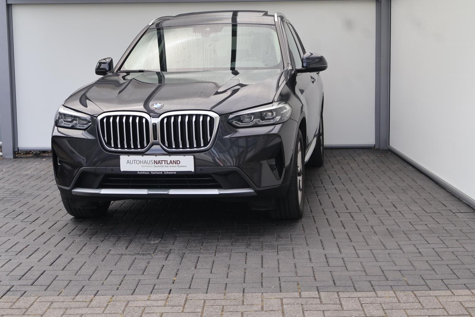 BMW X3 xDrive 20 d  Shadow-Line RFK Pano Leder LED foto 3