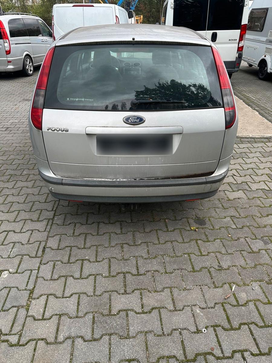 Ford Focus 2007 — engine