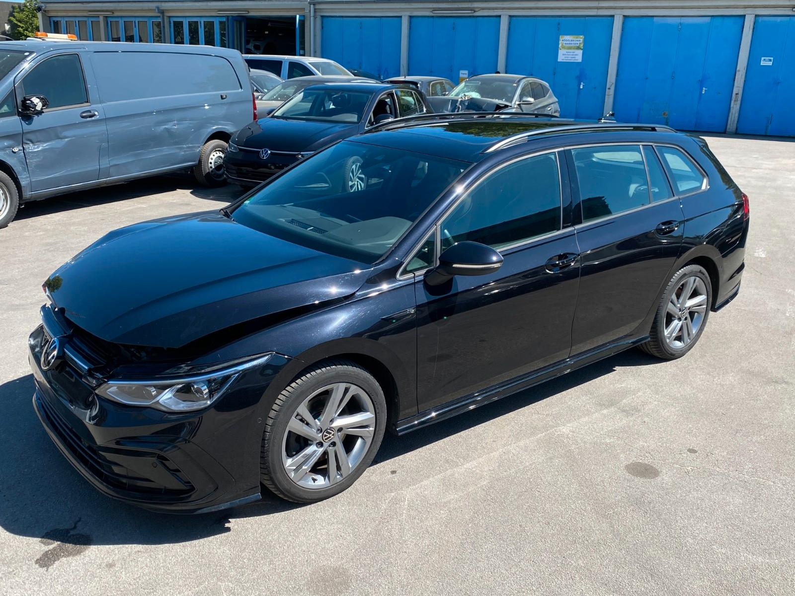 Volkswagen Golf 8 VIII Variant R-Line *Panorama*LED*Navi*