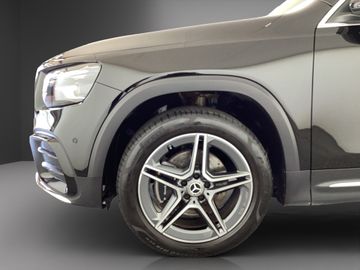 Mercedes GLB 200 - 4
