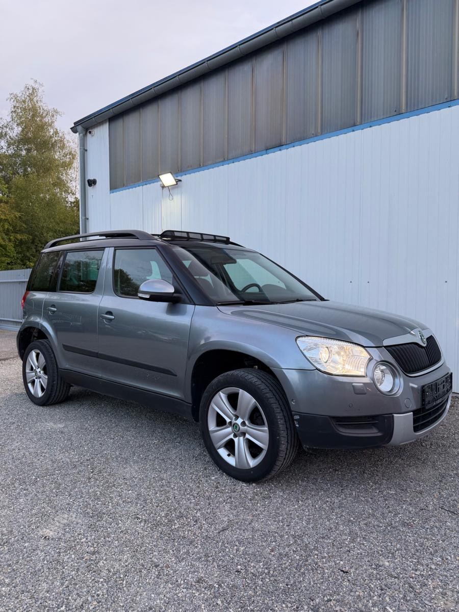 Skoda Yeti 1.8 TSI 152 ch 4x4 DSG - Toit panoramique - Caméra - GPS - Attelage