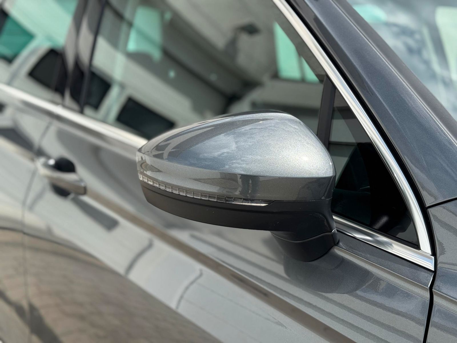 Volkswagen Tiguan Comfortline 1.5 TSI OPF NAVI+KAMERA+LED.. foto 6
