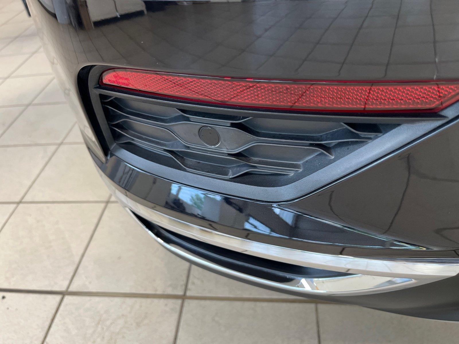 Volkswagen T-Roc Sport 2.0 TDI DSG ACC Kamera Navigation