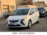 Opel Zafira C Tourer Selection*AHK*PDC*NAVI*1HAND - Opel Zafira Selection mit Benzin-Antrieb