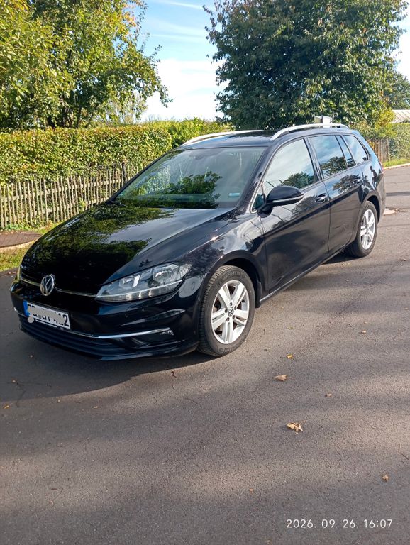 Image of Volkswagen Golf