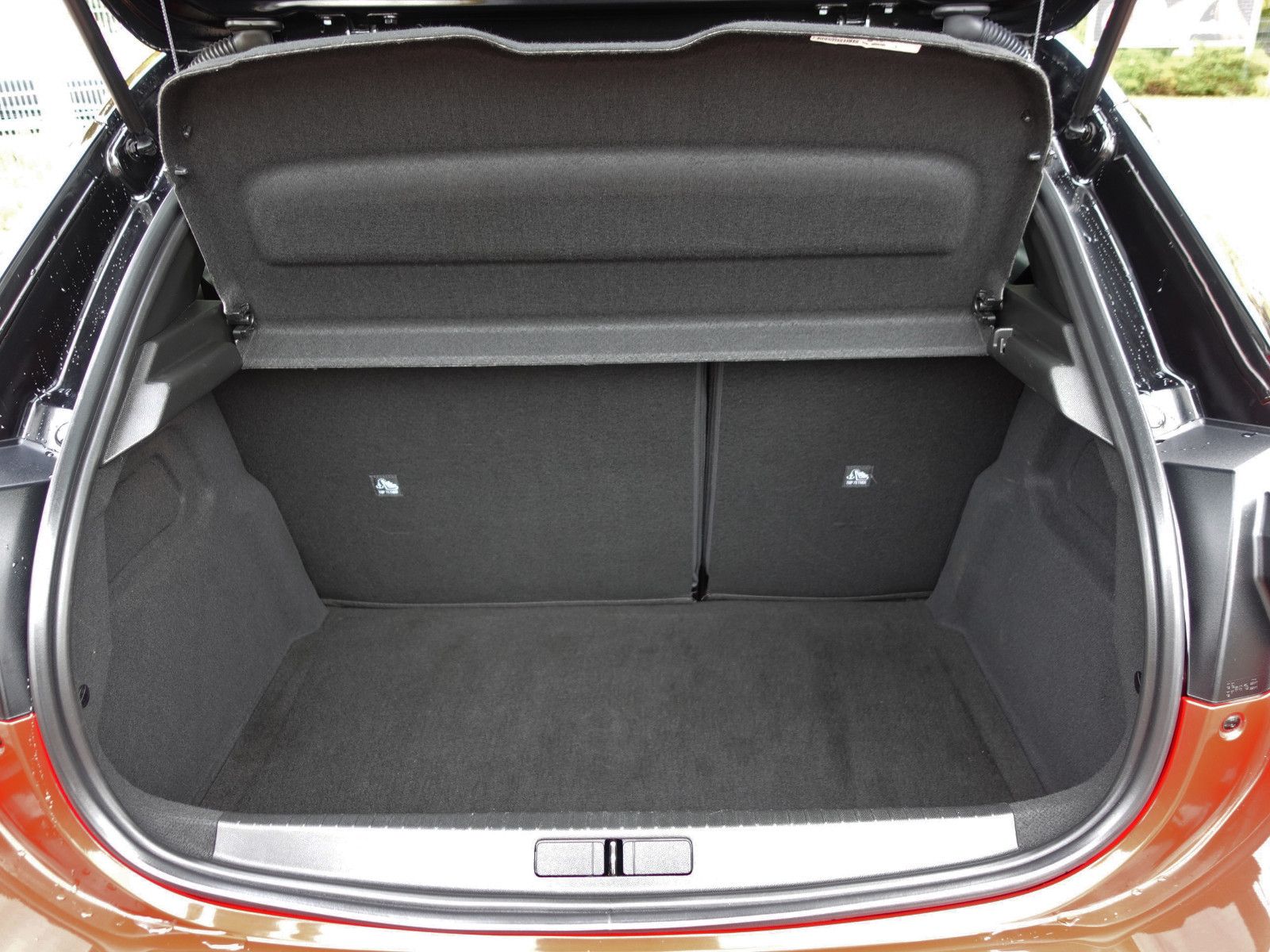 Fahrzeugabbildung Opel Corsa 1.2 Turbo GS 74KW Navi MATRIX Tech.Paket