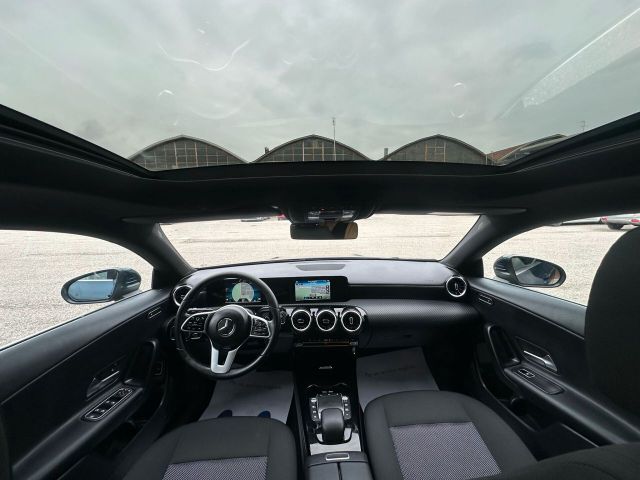 MERCEDES-BENZ Mercedes-benz CLA 200 d Automatic Sport TETTO AP