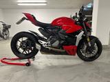 Ducati Streetfighter V2