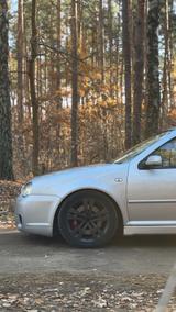 Volkswagen Golf IV TDI R32 - Volkswagen Golf: Iv TDI