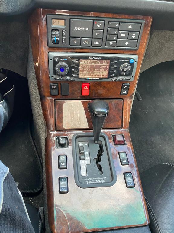 Mercedes-Benz SL 320