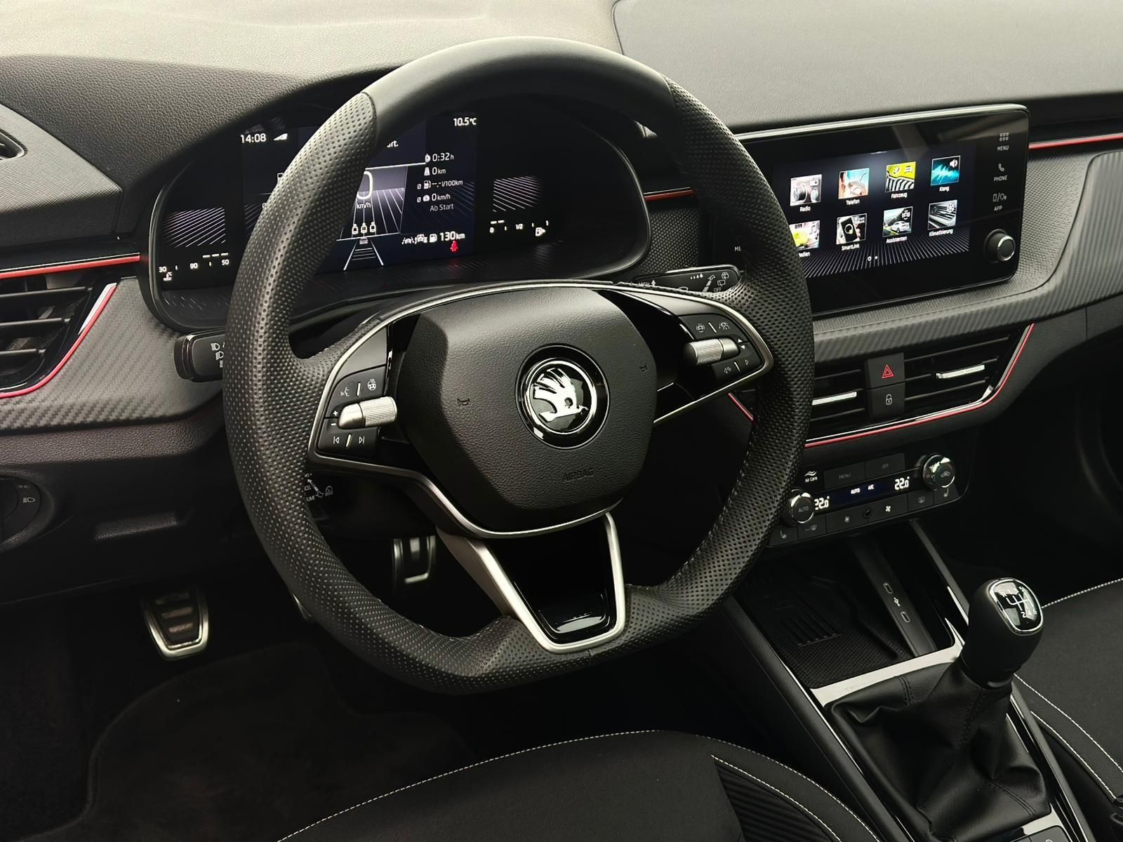 SKODA Kamiq 1.0TSI MONTE CARLO* MATRIX#PANO#AHK#KEYLES - Image 25
