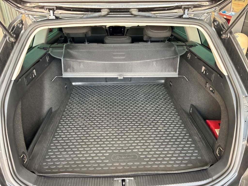 Volkswagen Passat Variant - Bild 9