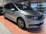 Volkswagen Touran 1.5 TSI DSG*AHK*7-SITZER*LED*NAVI*ACC* - Volkswagen Touran 5T