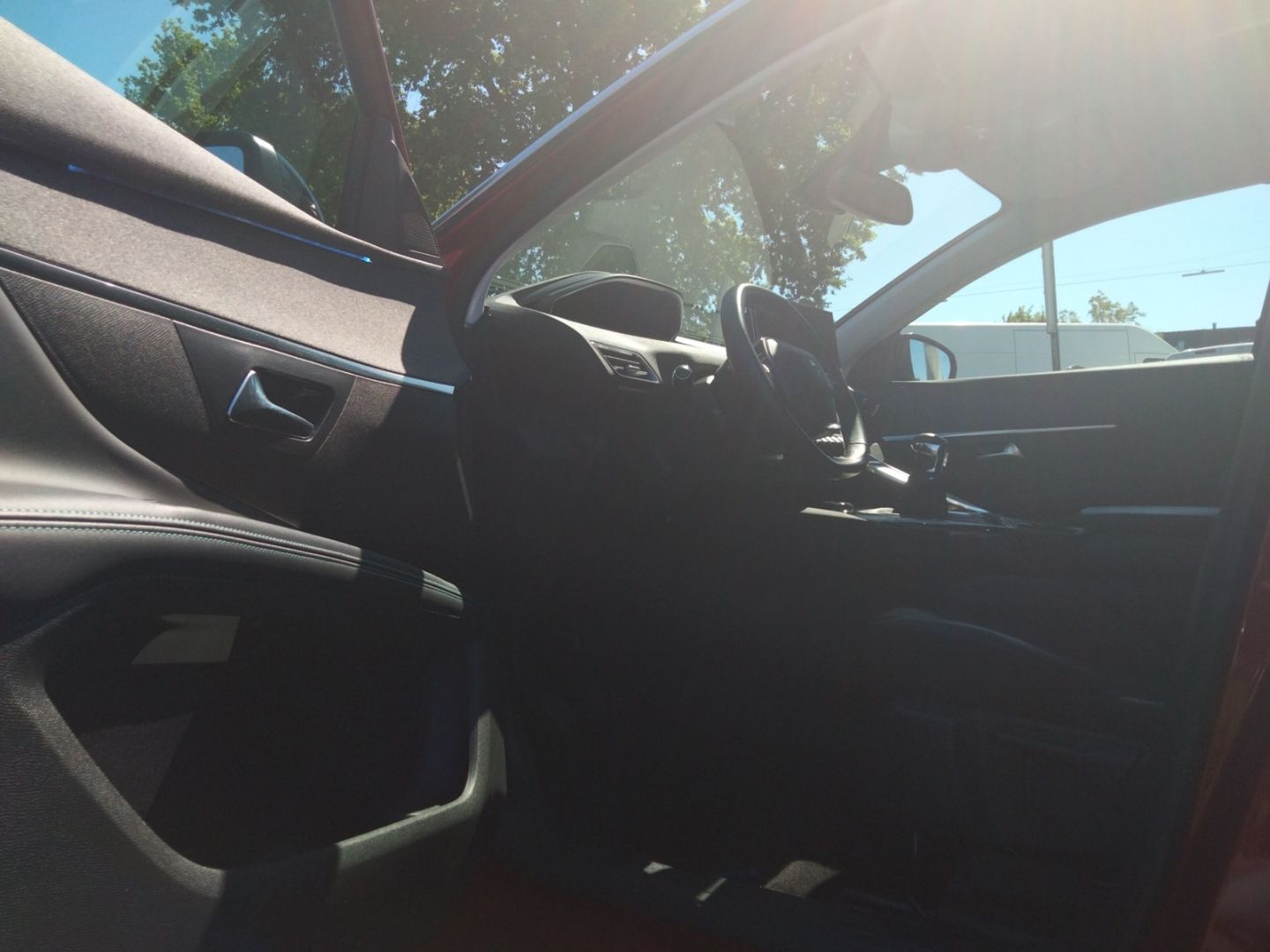 Fahrzeugabbildung Peugeot 5008 Allure Pack BlueHDi 130 Navi  360 Kamera