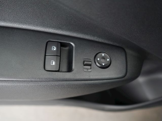 i10 FACELIFT TREND AT+NAVI+RÜCKFAHRKAMERA+SITZ-/