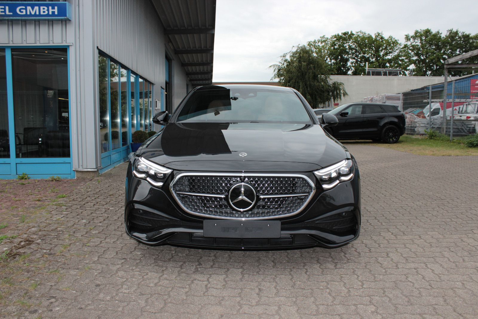 Fahrzeugabbildung Mercedes-Benz E 200 *AMG Line**Premium Plus**Superscreen*MY24*