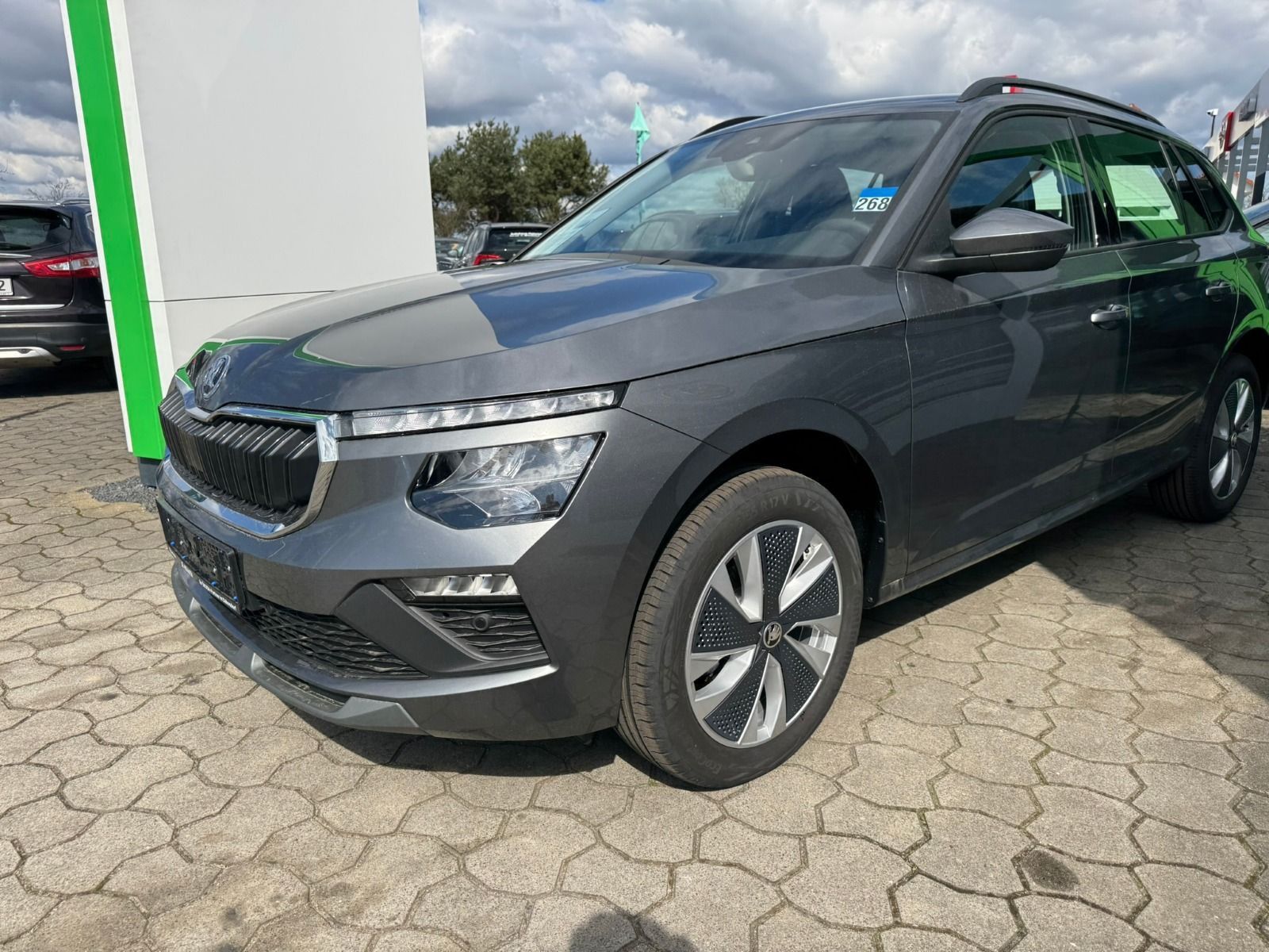Fahrzeugabbildung SKODA Kamiq 1.0 TSI Selection OPF
