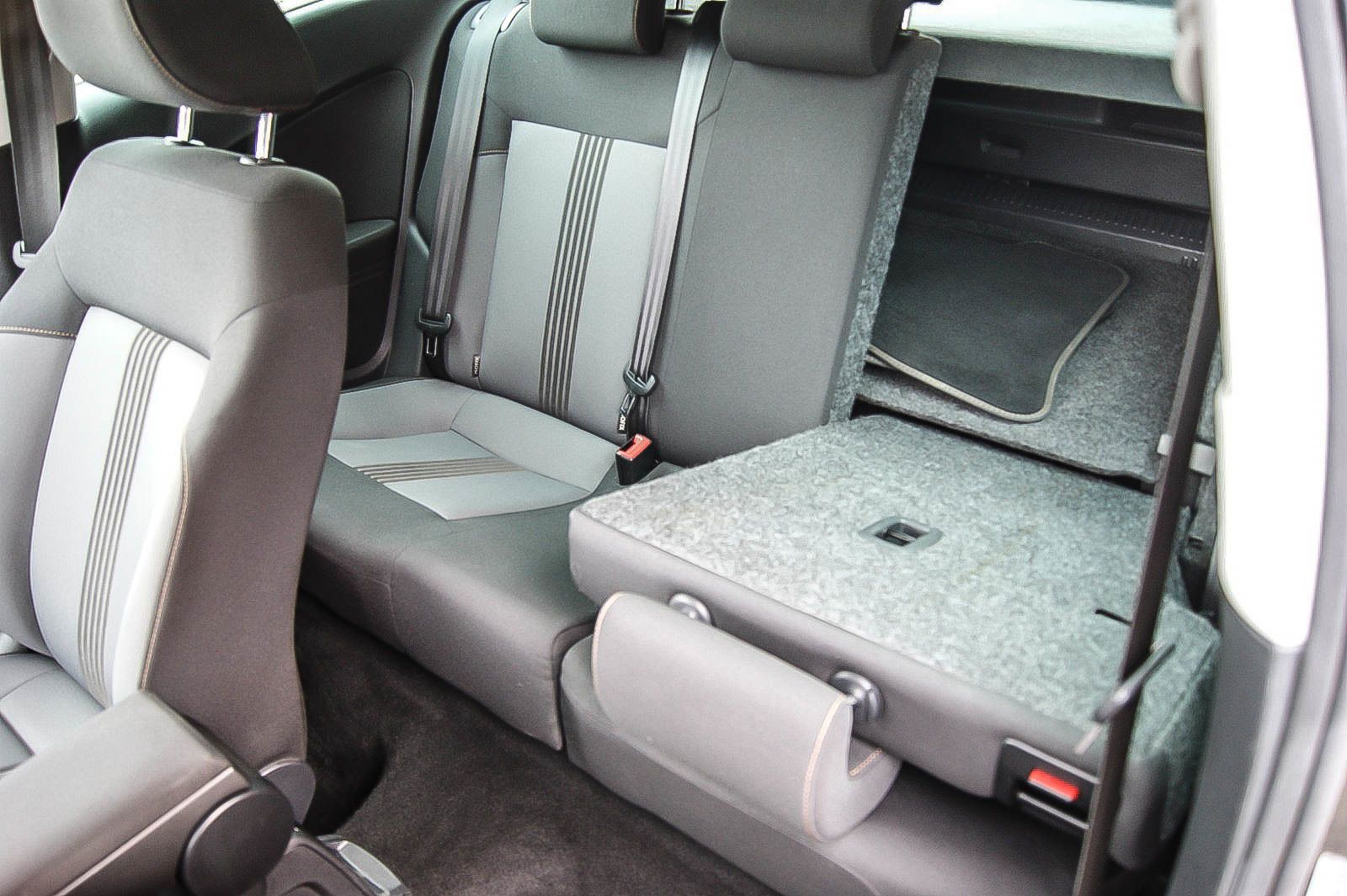 Fahrzeugabbildung Volkswagen Polo V 14TDI Allstar KLIMAAUTOMATIK TEMPOMAT PDC