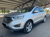 Ford Edge 2.0 TDCi Titanium 4x4 AHK AUTOMATIK - silberne Ford Edge