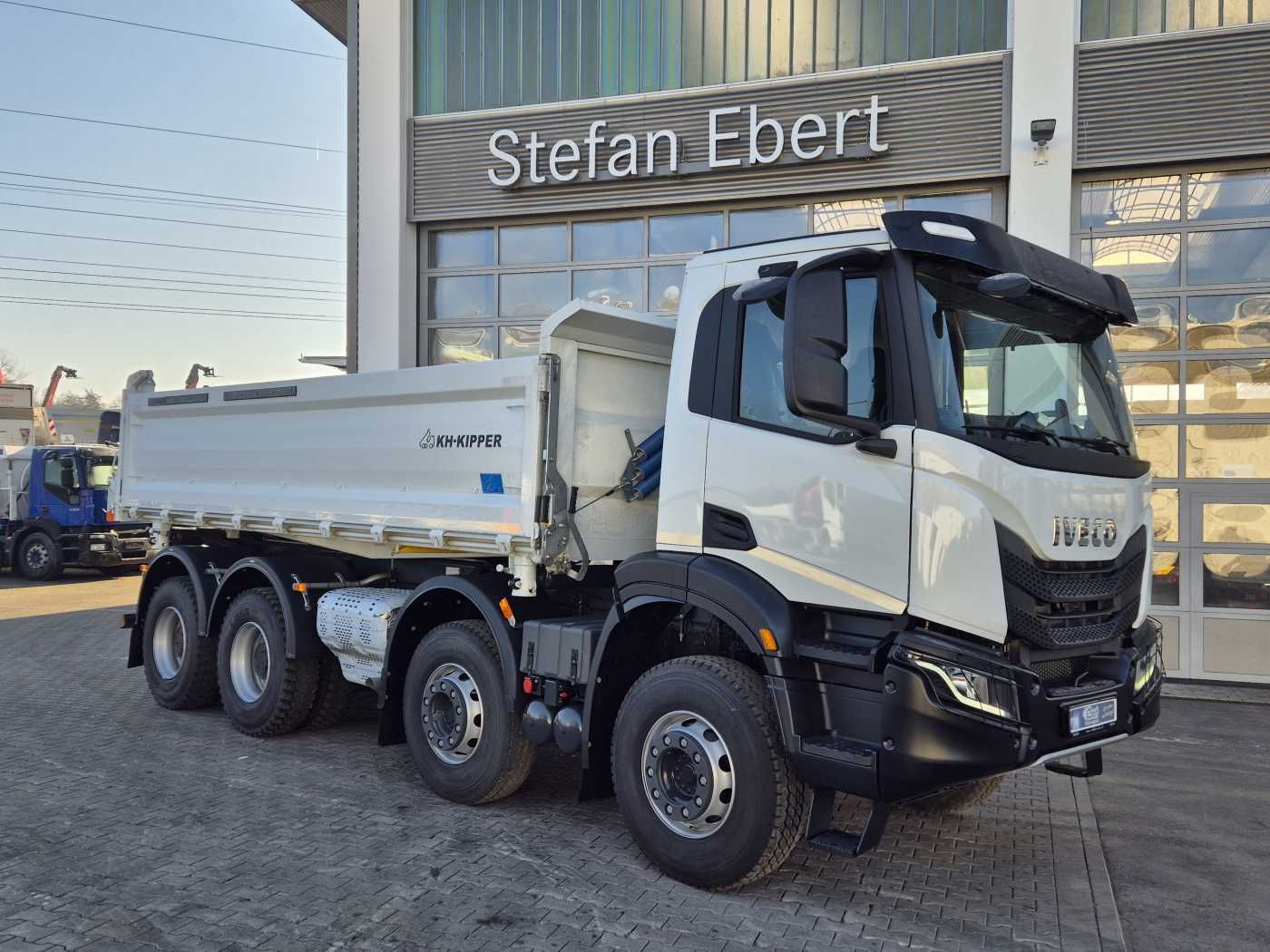 Fahrzeugabbildung Iveco AD360X46Z HR OFF 8x4 Bordmatic Hardox AHK