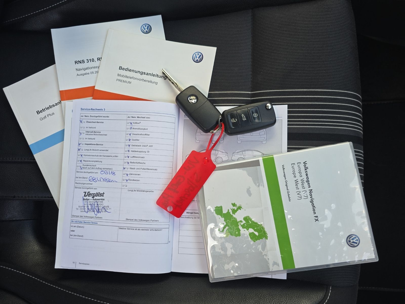 Fahrzeugabbildung Volkswagen Golf Plus VI Match DSG AUTOMATIK TEMPOMAT NAVI