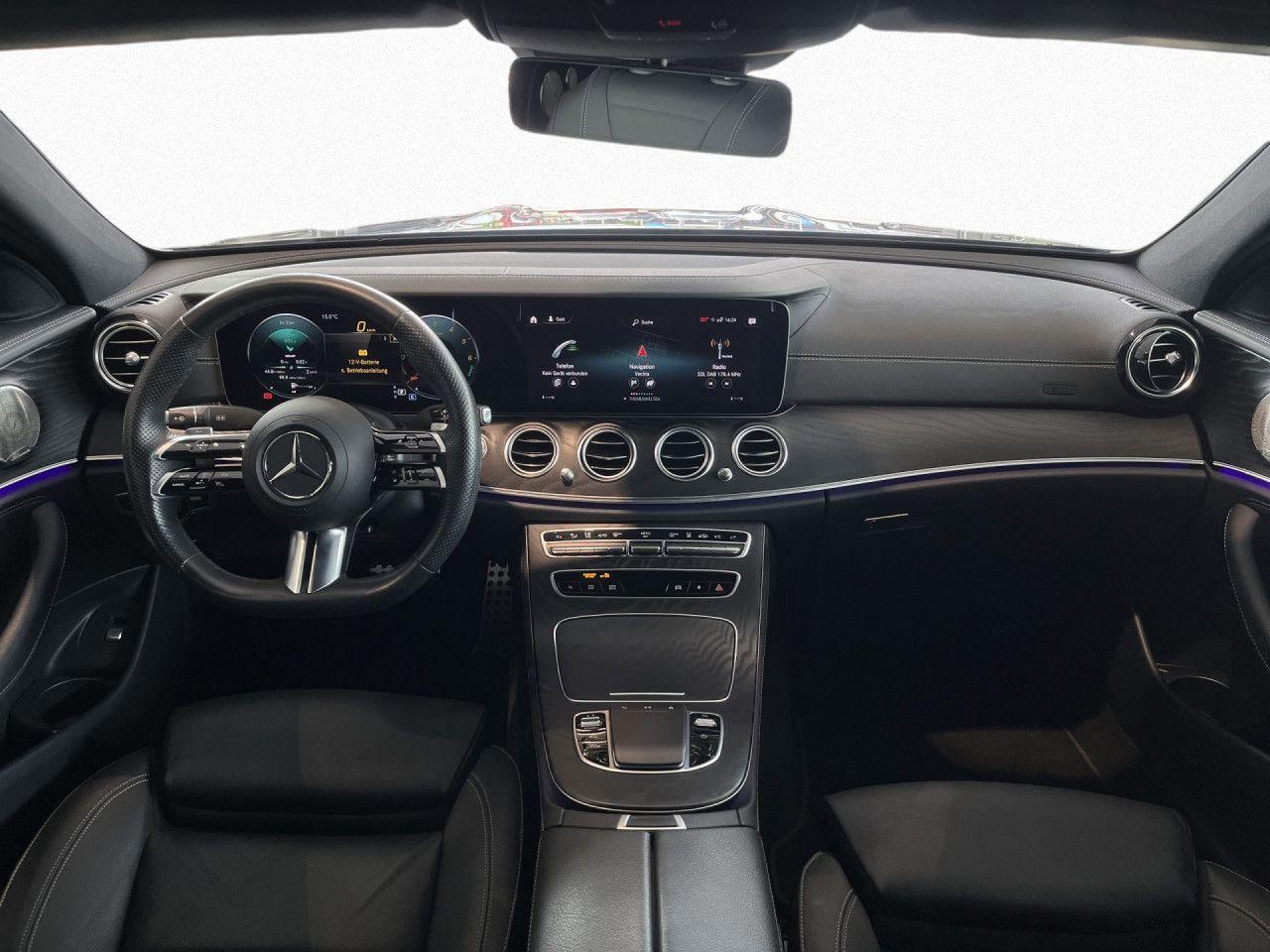 Mercedes-Benz E300de Distr+ LED Burmester Pano RFK 19" SHZ v