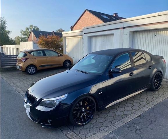 BMW Bmw 530i xdrive M Paket vom Werk Facelift ...