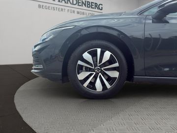 Volkswagen Golf - 3