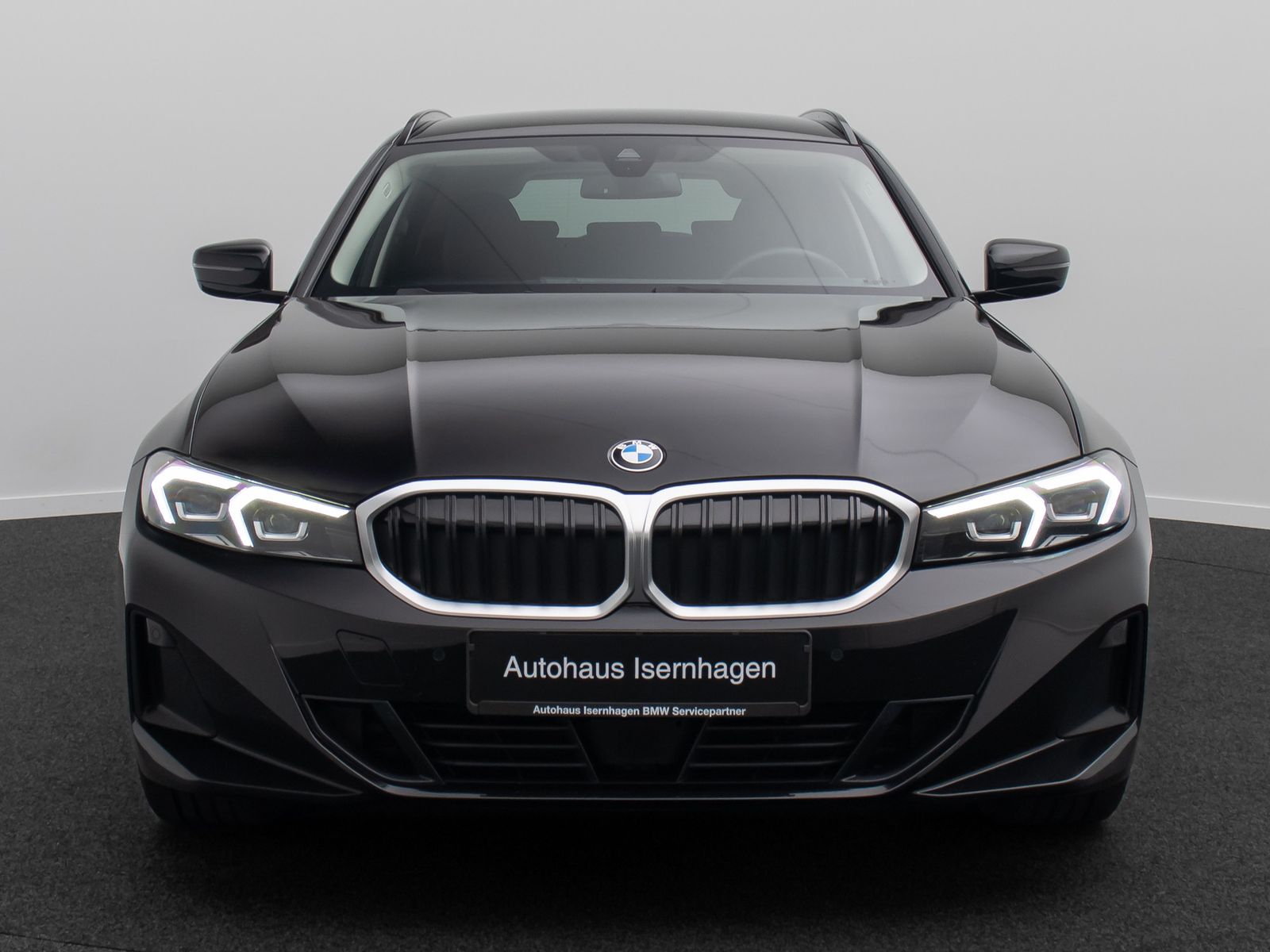Fahrzeugabbildung BMW 320d HUD Stop&Go HiFi Widscreen DriveAssist DAB