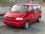 Volkswagen T4 Caravelle 2,8-l-Otto V6 Automatik Standard - rote Volkswagen T4