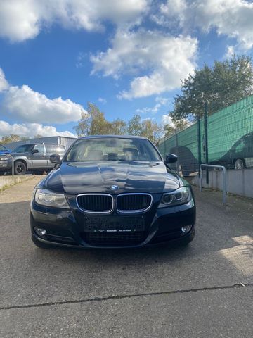 BMW 320 Baureihe 3 Lim. 320d xDrive