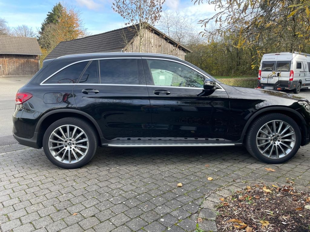 Image of Mercedes-Benz GLC 200