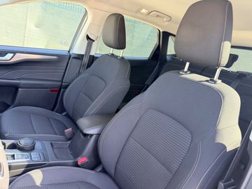 Ford Kuga - 9