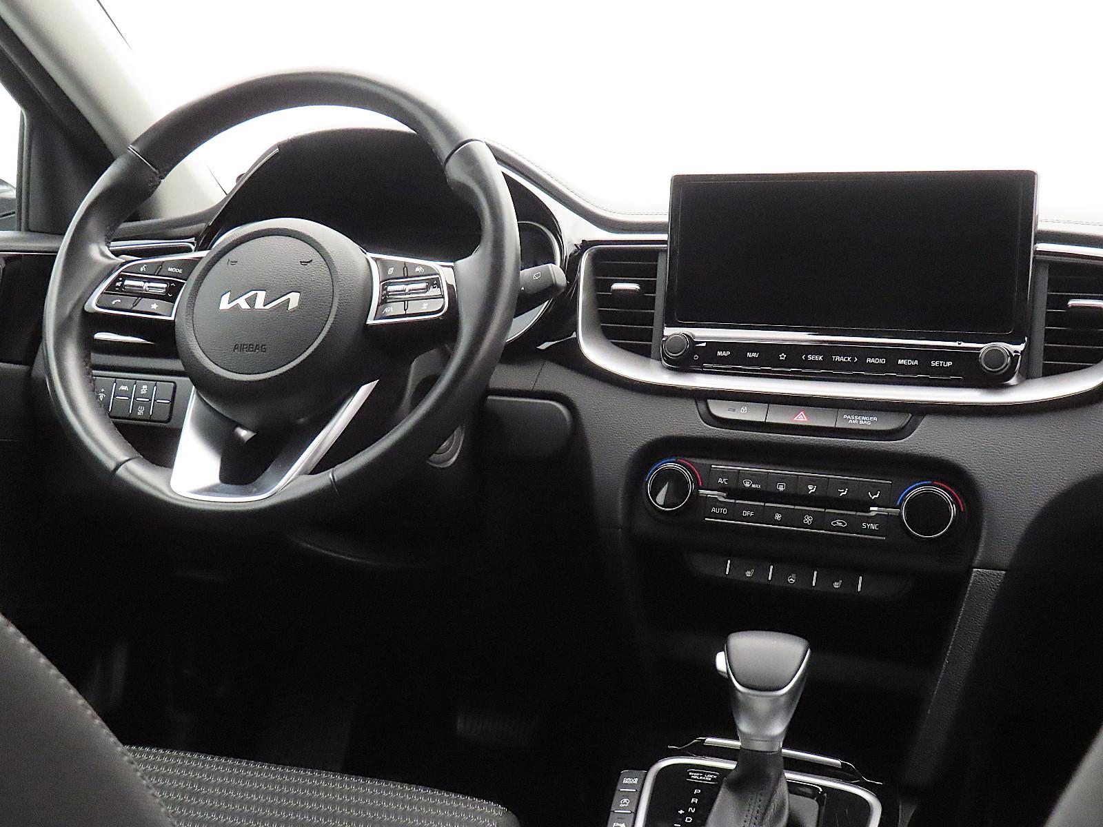 Kia Ceed Hybrid Automatik | Garantie | AHK | Kamera