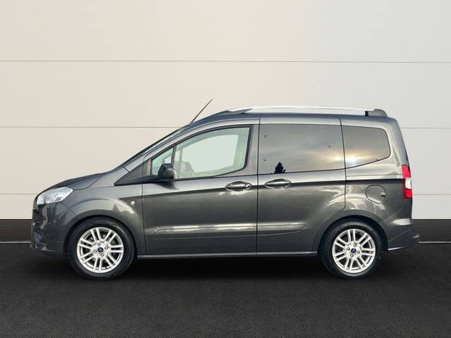 Ford Tourneo Courier 1.5 TDCI Titanium Temp+Navi+Klim