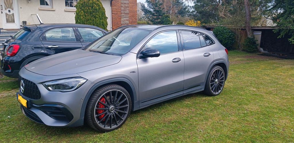 Image of Mercedes-Benz GLA 45 AMG