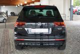 Volkswagen Tiguan 2.0 TSI 4Motion Panorama Standheizung AHK - mit Benzin-Antrieb: Standheizung, Geländewagen