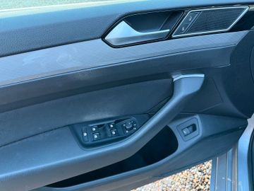 Volkswagen Passat Variant - 4