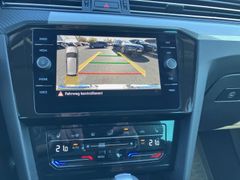 VW Passat Variant 2.0 TDI Business Taxi DSG LED AHK VW Passat Variant 2.0 TDI Business Taxi DSG LED AHK